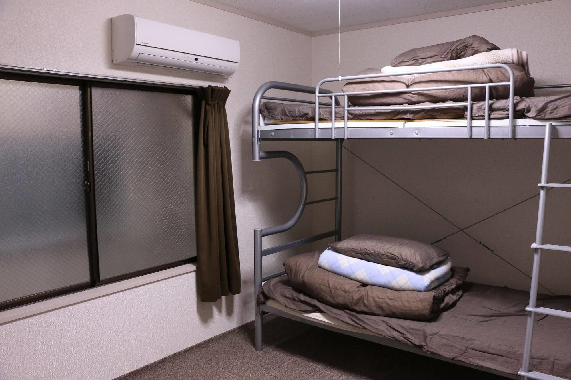 Tomato Station Hotel 2*