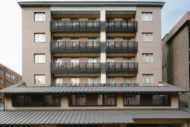 Via Shijomuromachi 3*