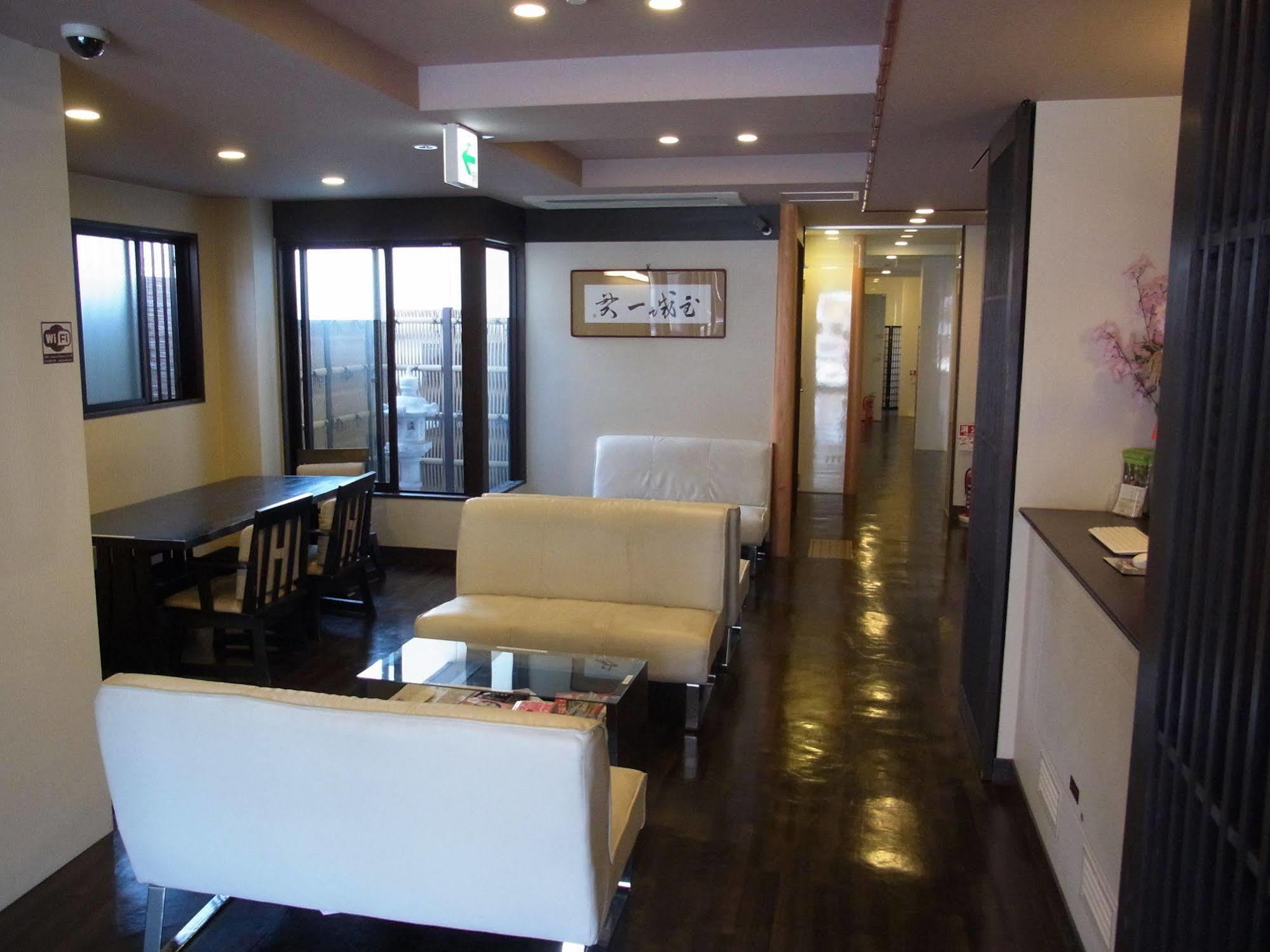 Capsule hotel Capsule