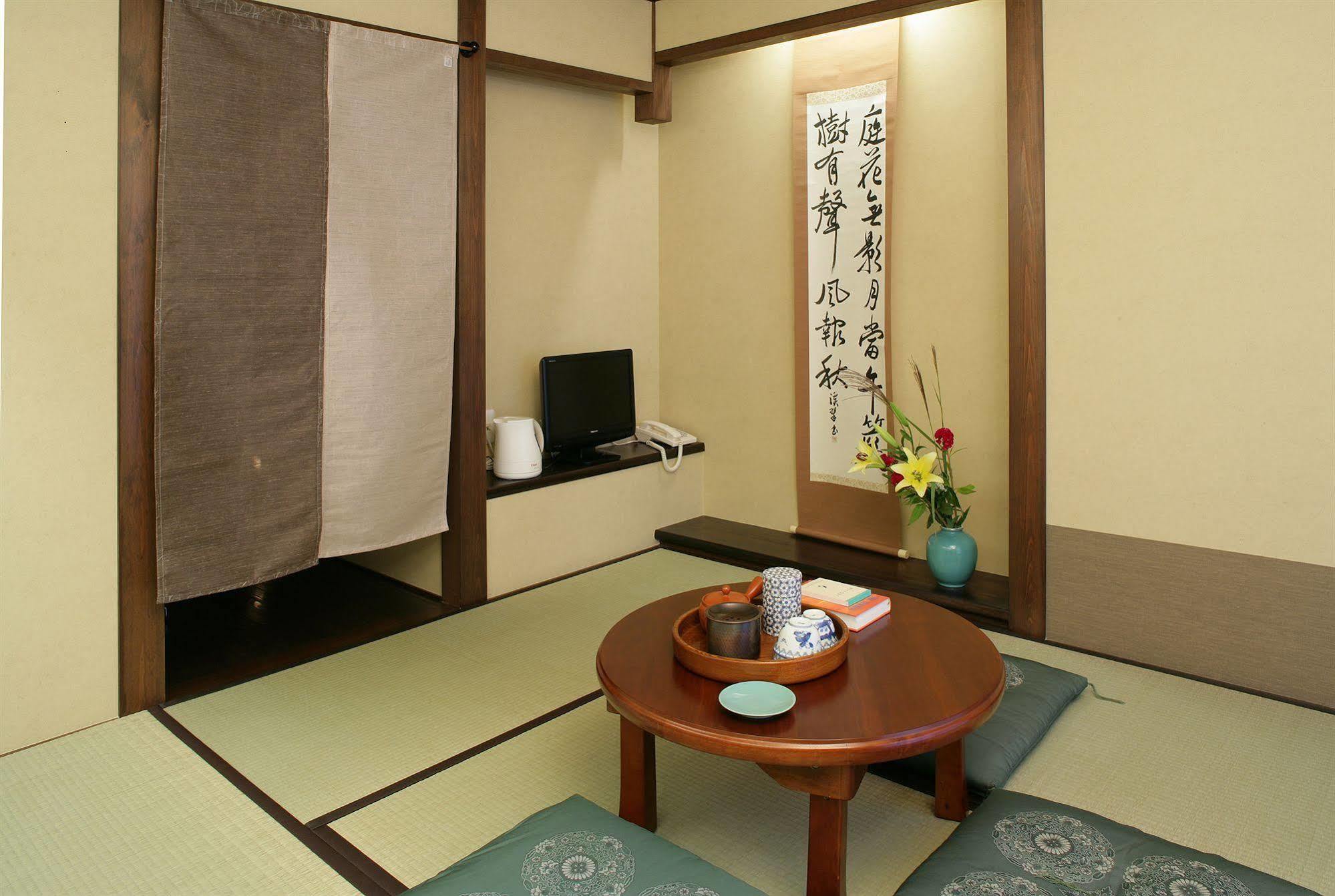 Matsubaya Ryokan 3*