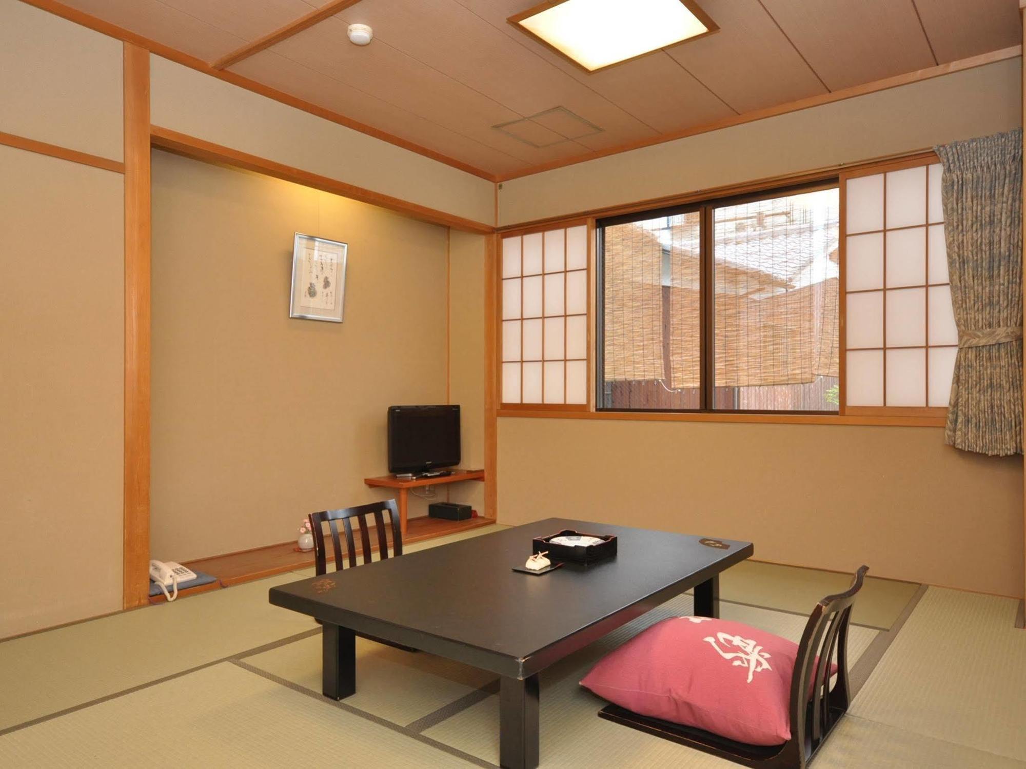 Ryokan Gion Karaku 4*