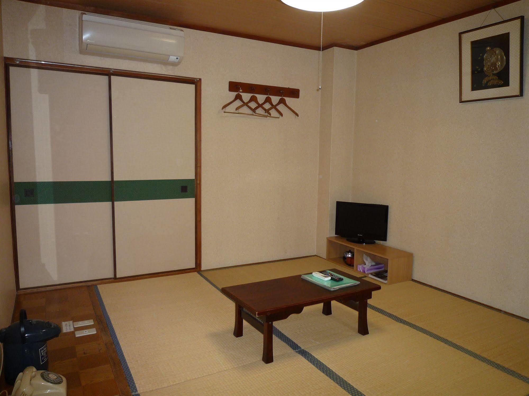 Hostel Tommy Rich Kyoto