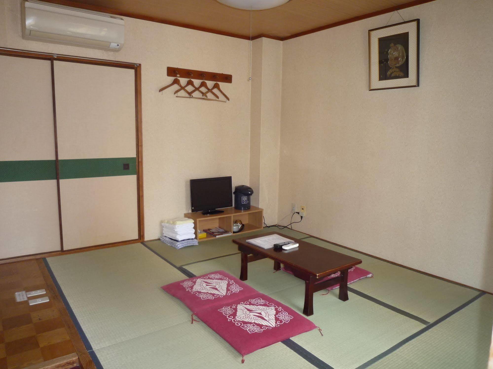 Tommy Rich Hostel Kyoto