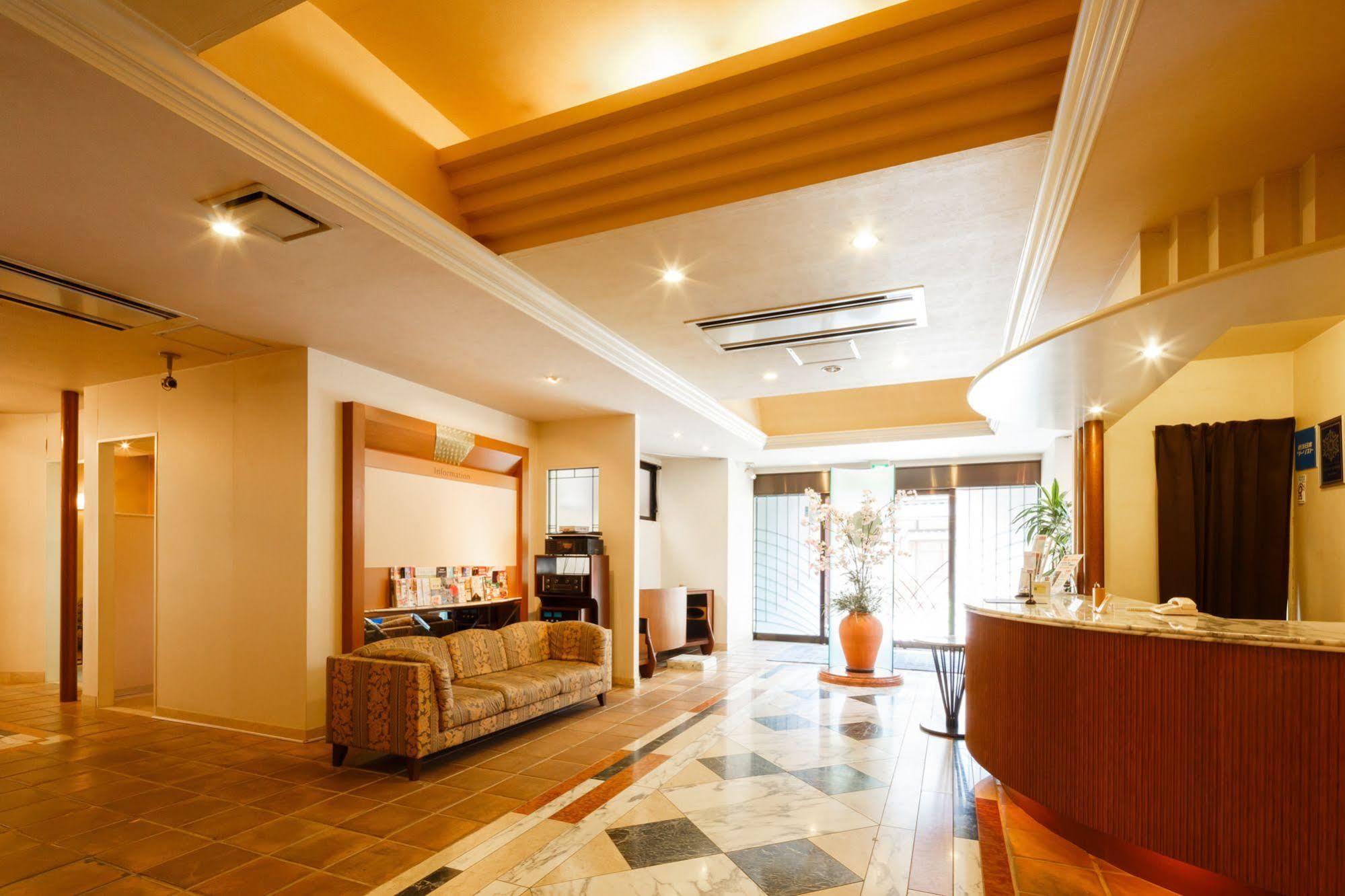 In Sasarindou Hotel 3*