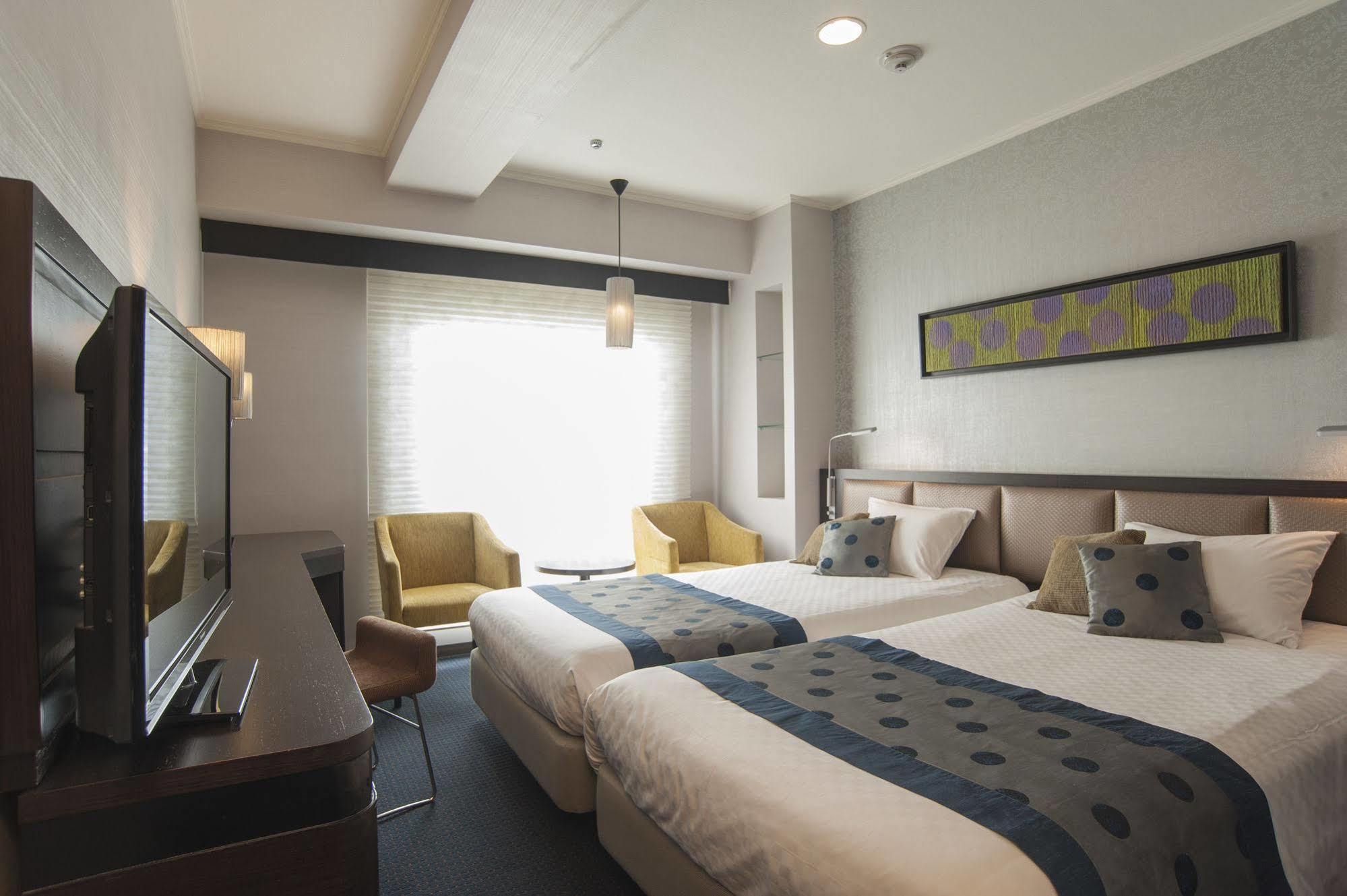 Hotel New Hankyu 4*