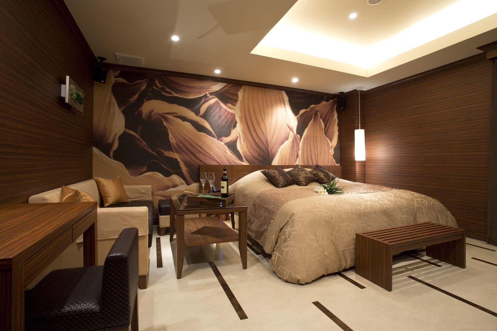 And Lotus Modern (adults Only) Hotel 2*