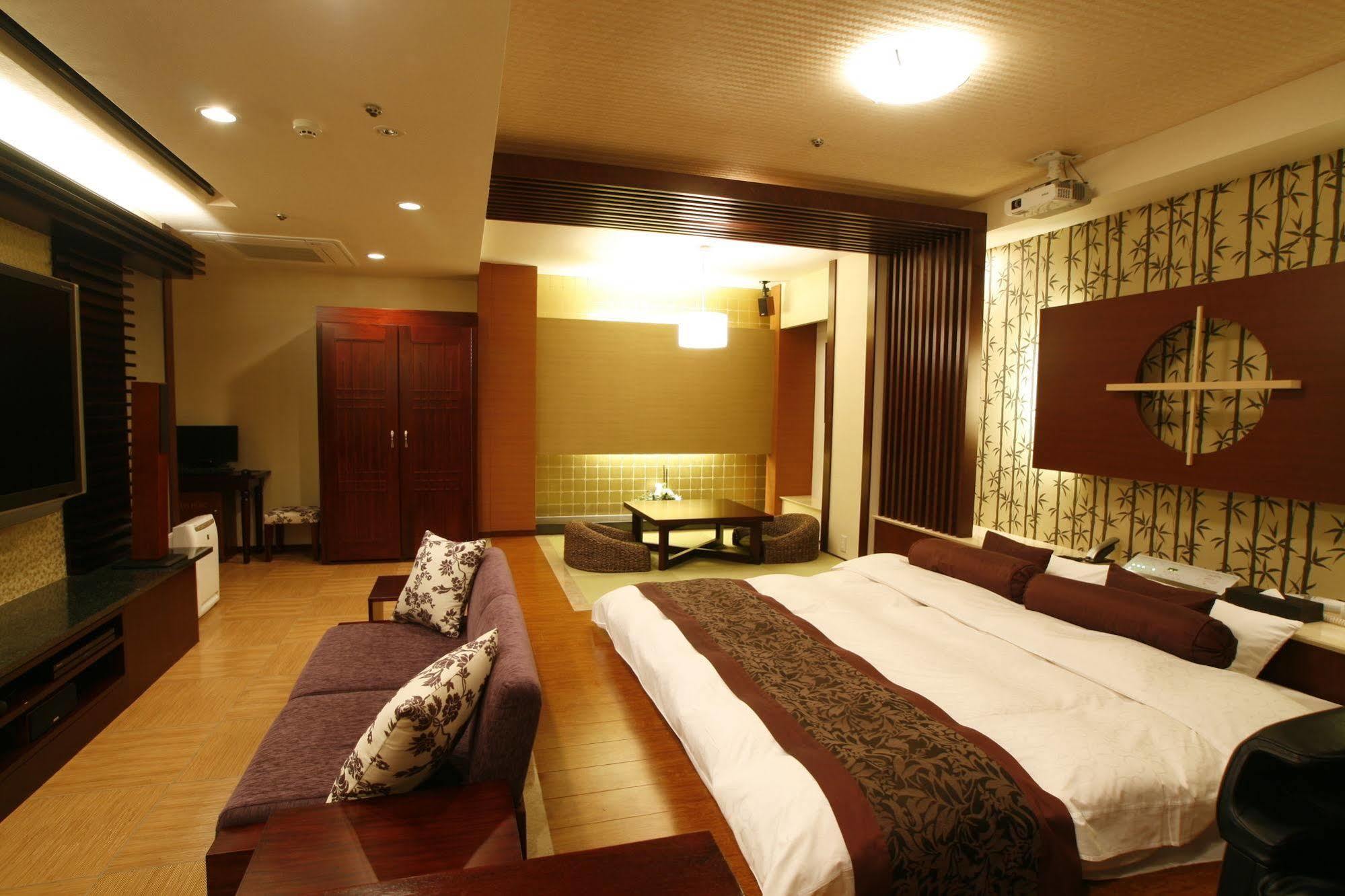 Hotel & Spa Lotus (Adults Only) 3* Kyoto
