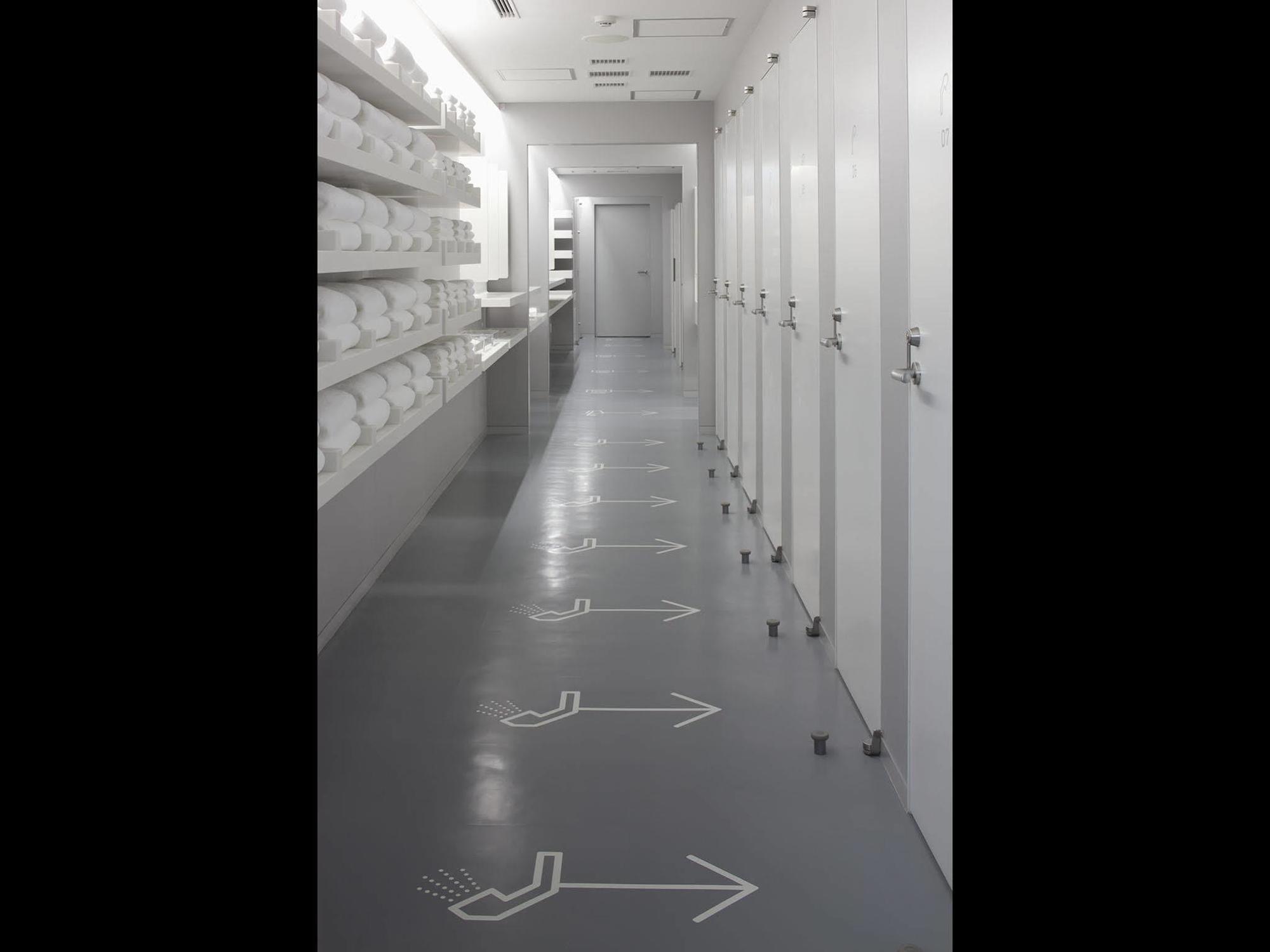 Nine Capsule hotel