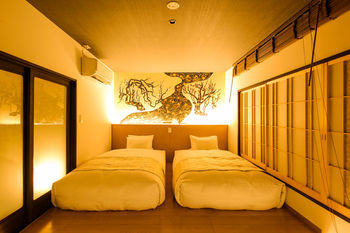 Kiraku Aneyakoji * Kyoto