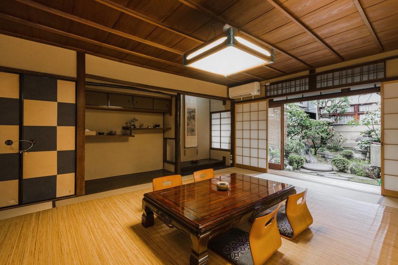 京都二条城近く京町屋120年の歴史に泊まる * Kyoto