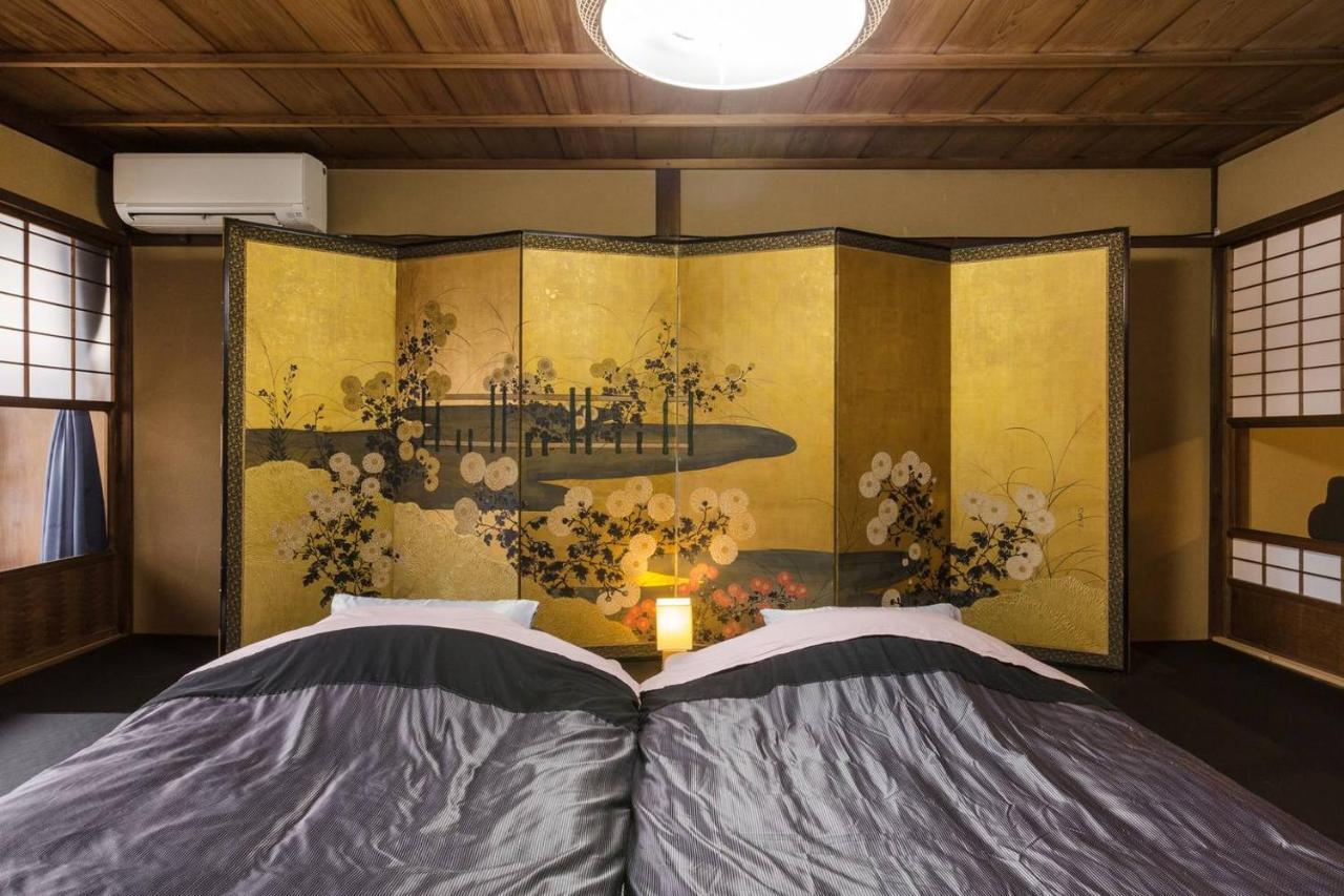 Villa 京都二条城近く京町屋120年の歴史に泊まる Kyoto