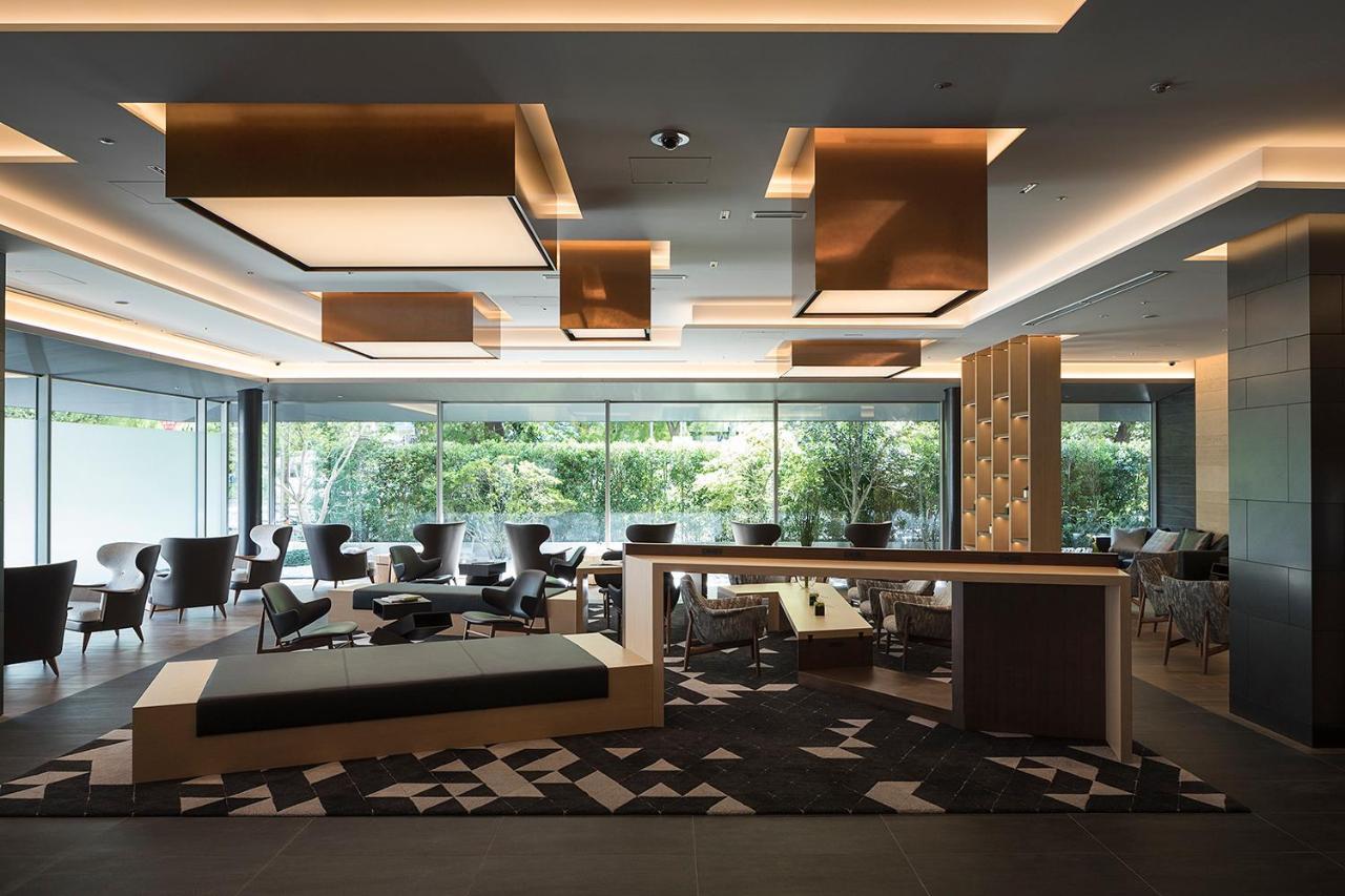 Cross Hotel