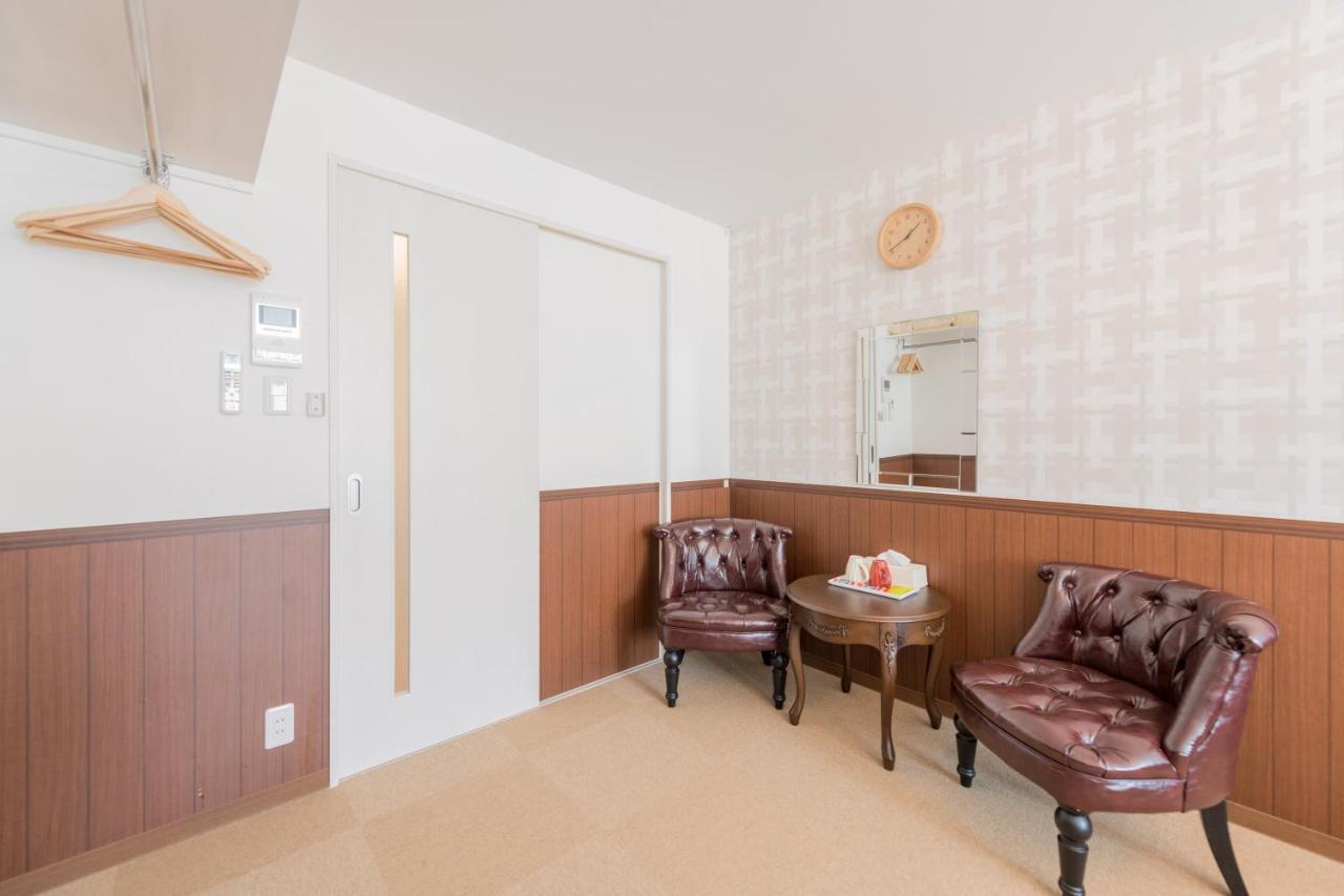 Floral Maple House 4*