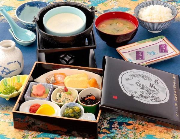 Hanazono Kaikan Hotel Kyoto