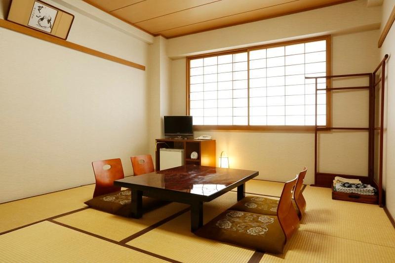 Hanazono Kaikan Hotel Kyoto