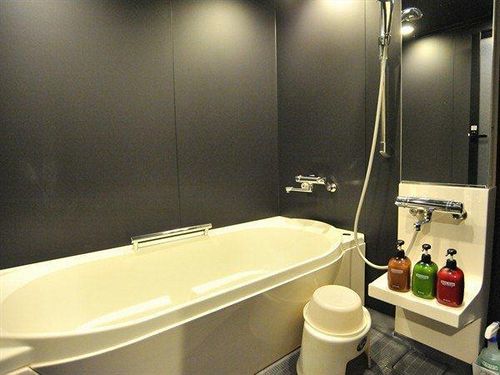 First Cabin Karasuma For Women Capsule hotel Kyoto