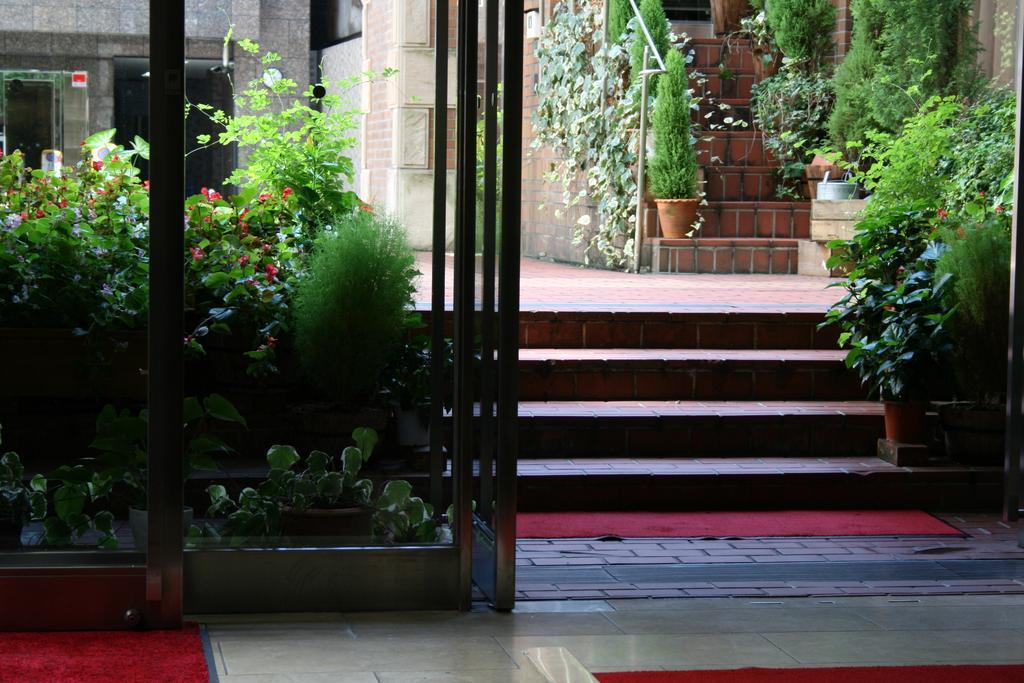Garden Hotel