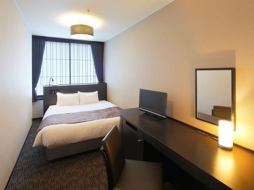 Tower 4*