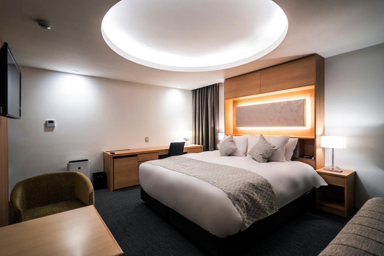 Shijo Takakura Grandereverie Hotel