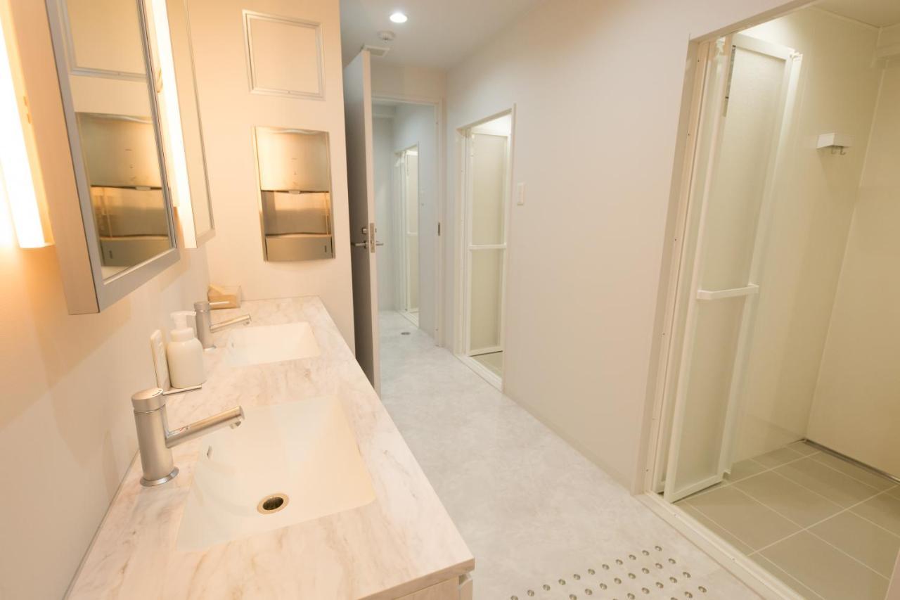 Capsule hotel Tsukimi *