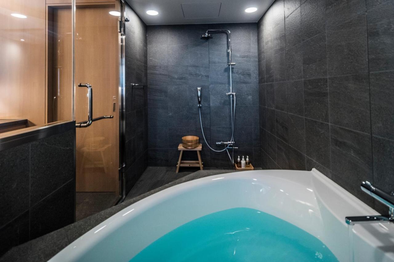 Shijo Takakura Grandereverie Hotel 5*