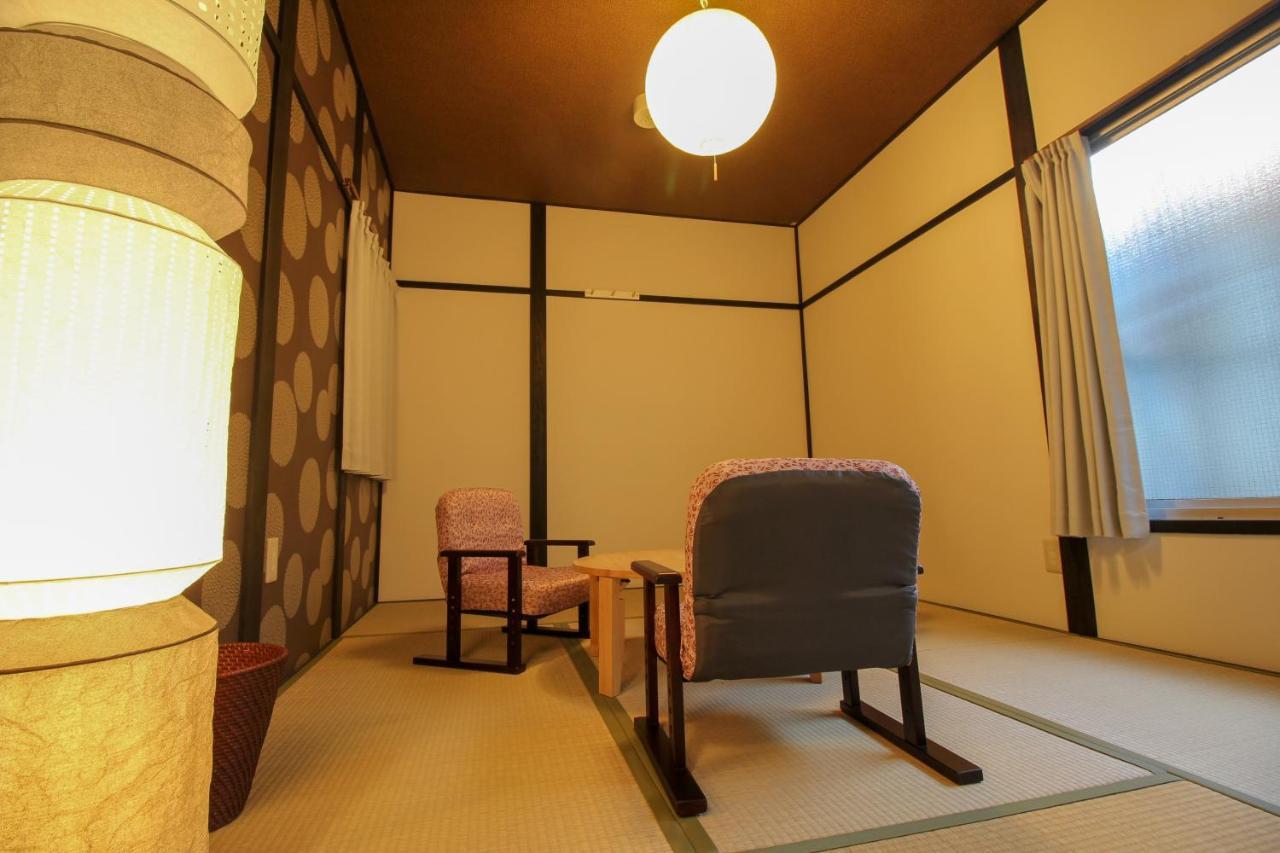 Higashikujo Lib * Kyoto