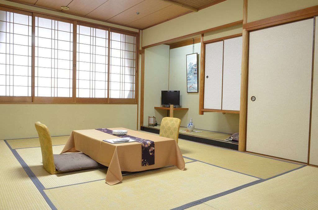 Nissho Besso Ryokan 4*