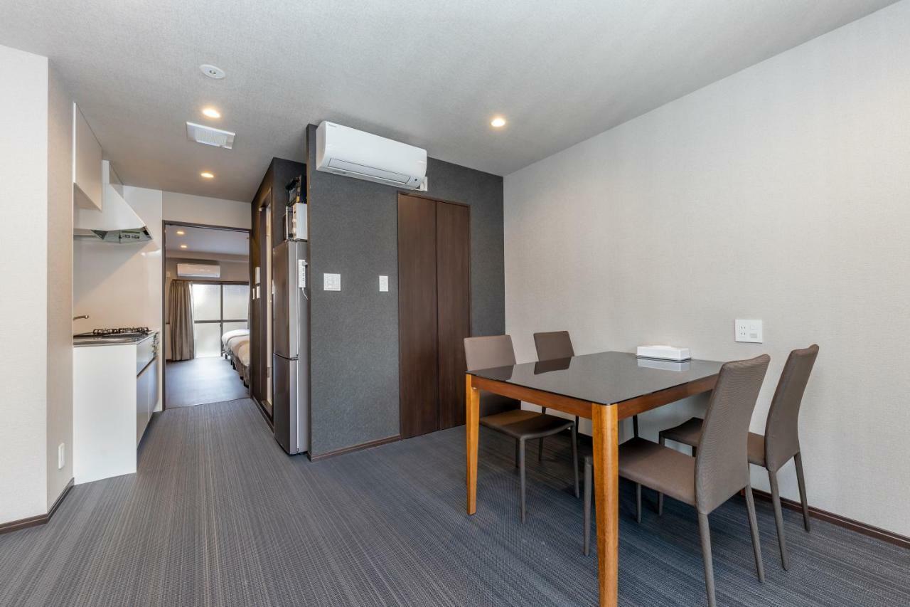 Guest house Takatsuji Rose Heights *