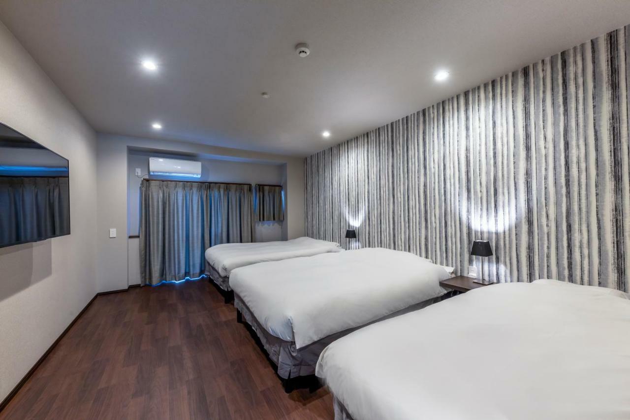 Guest house Takatsuji Rose Heights