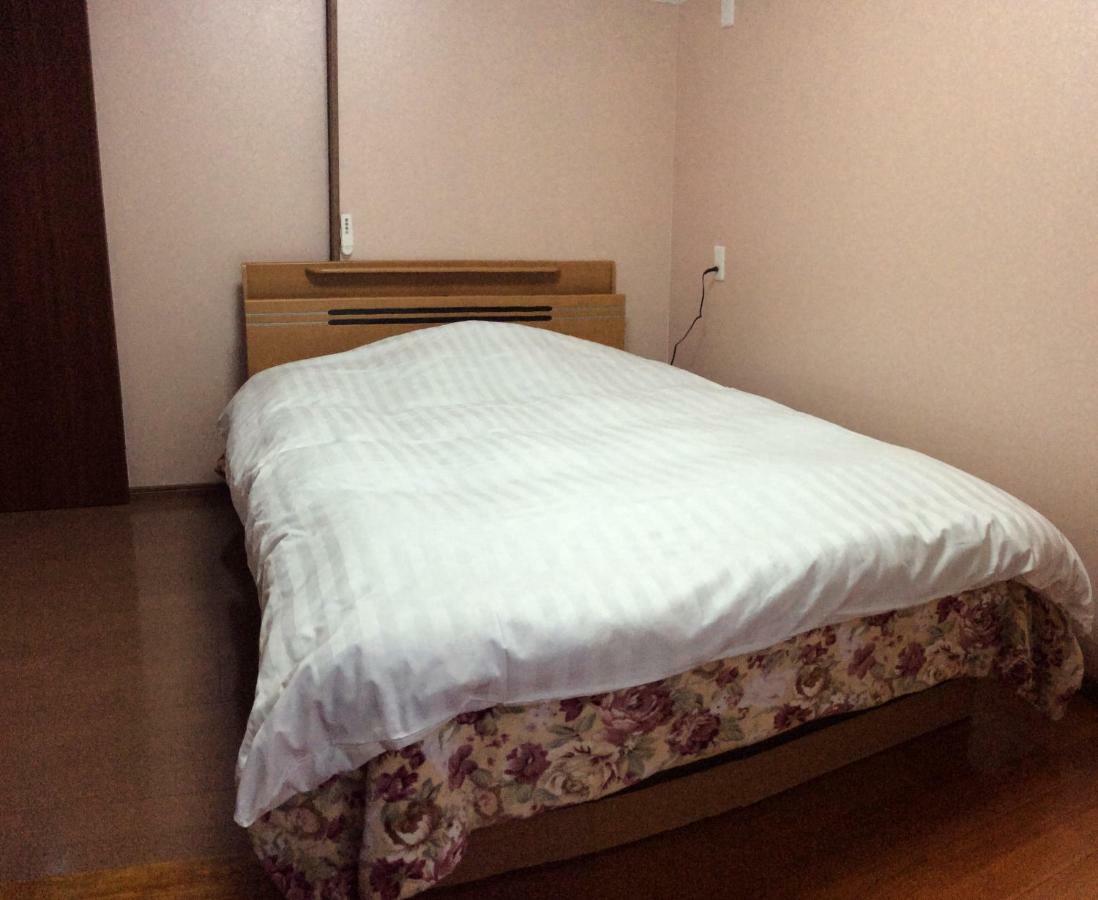 Kamikatsura House Guest house *