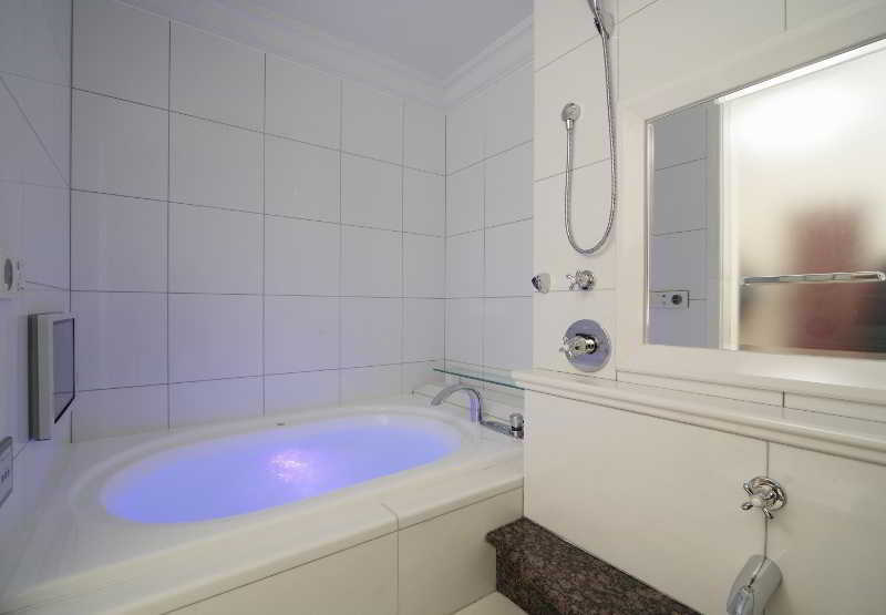 Love hotel Grand Fine Minami (adults Only)