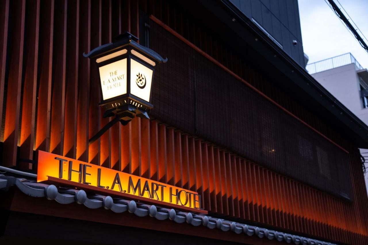 The L.a. Mart 3*