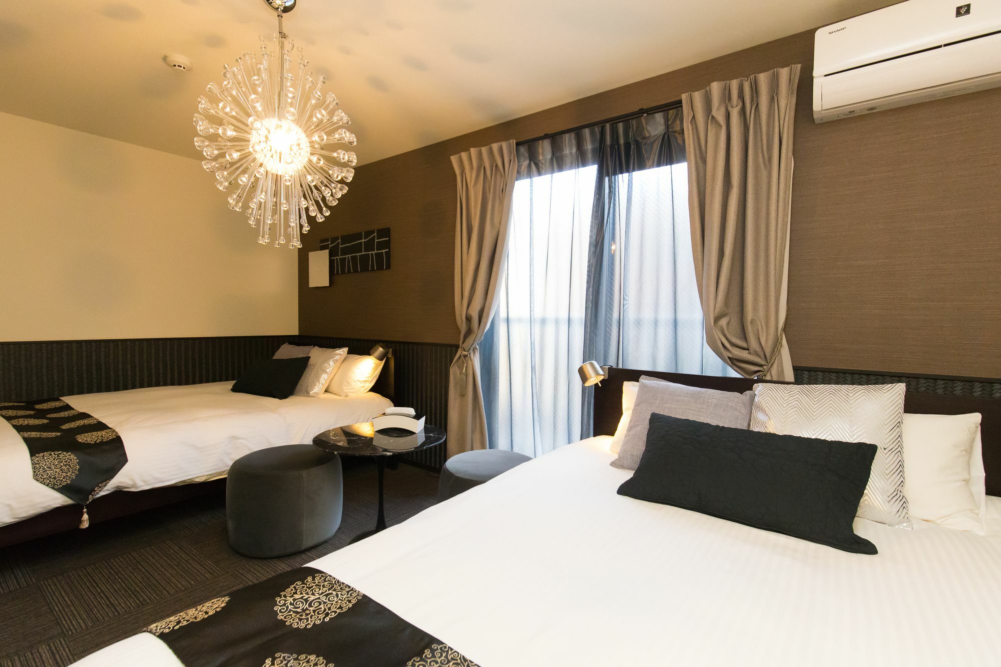 Japaning Toji Aparthotel