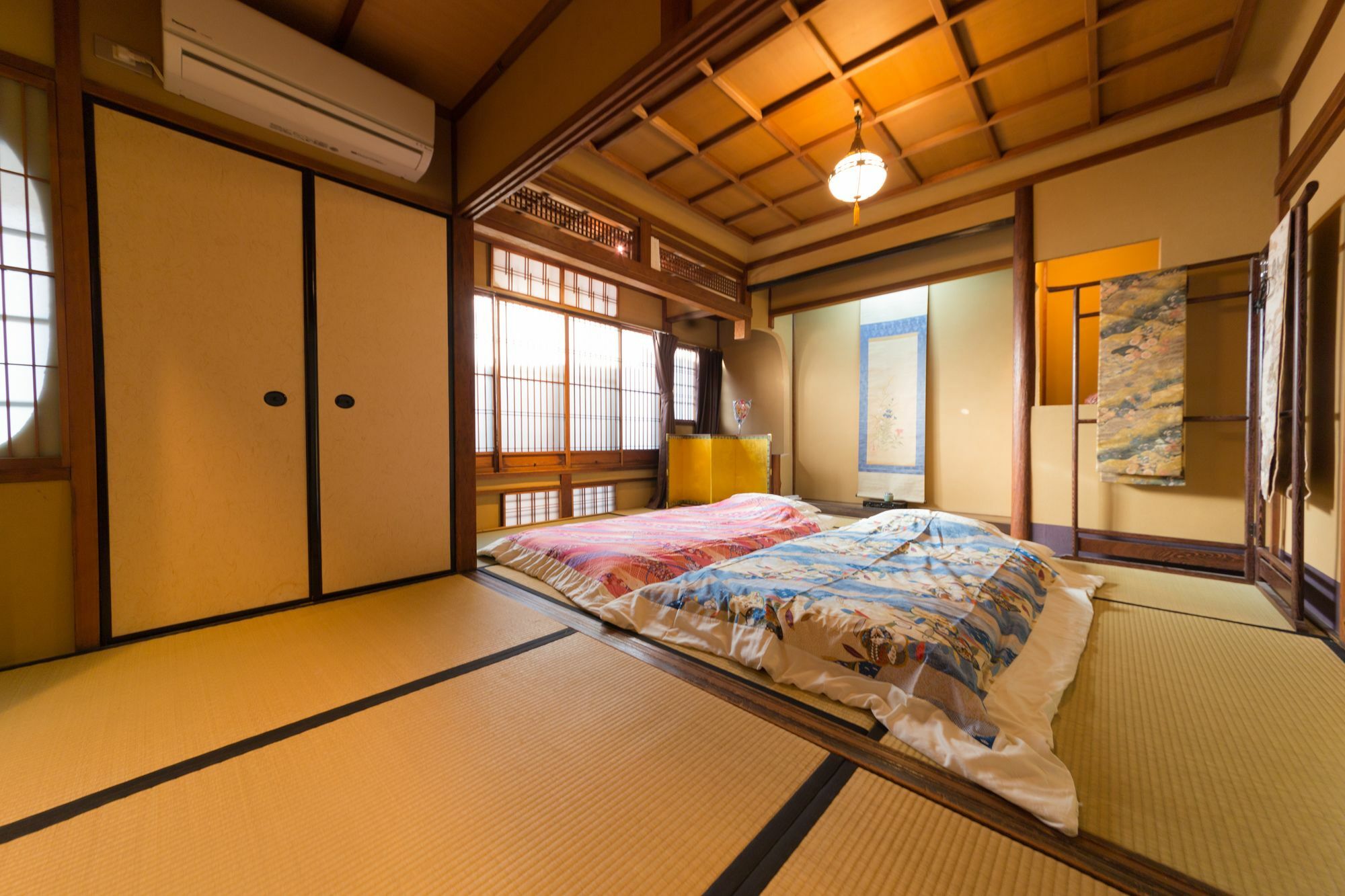 Kumomachiya Gionhanami