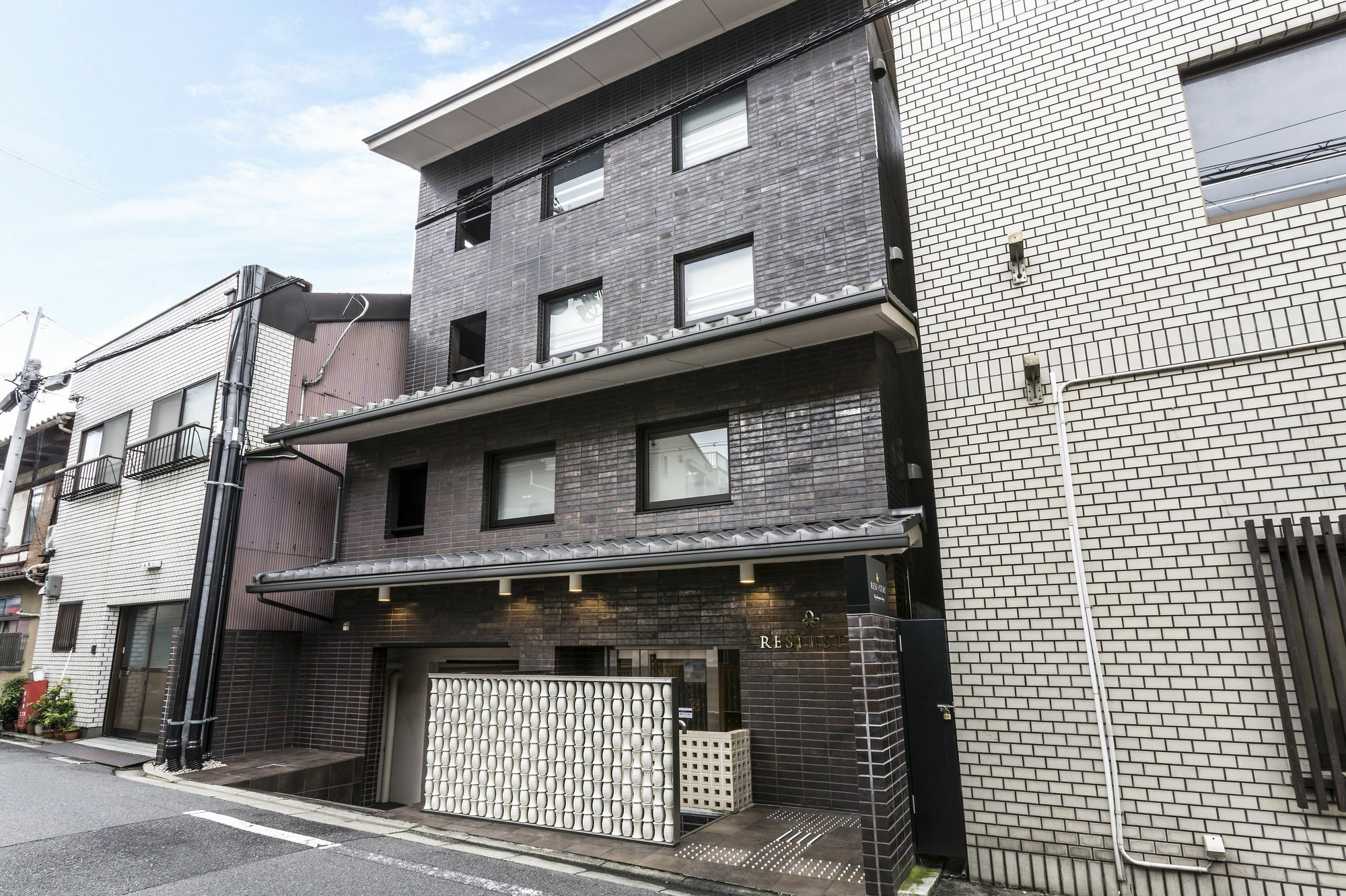 Apartment Resi Giondo Higashiyama Sanjo *