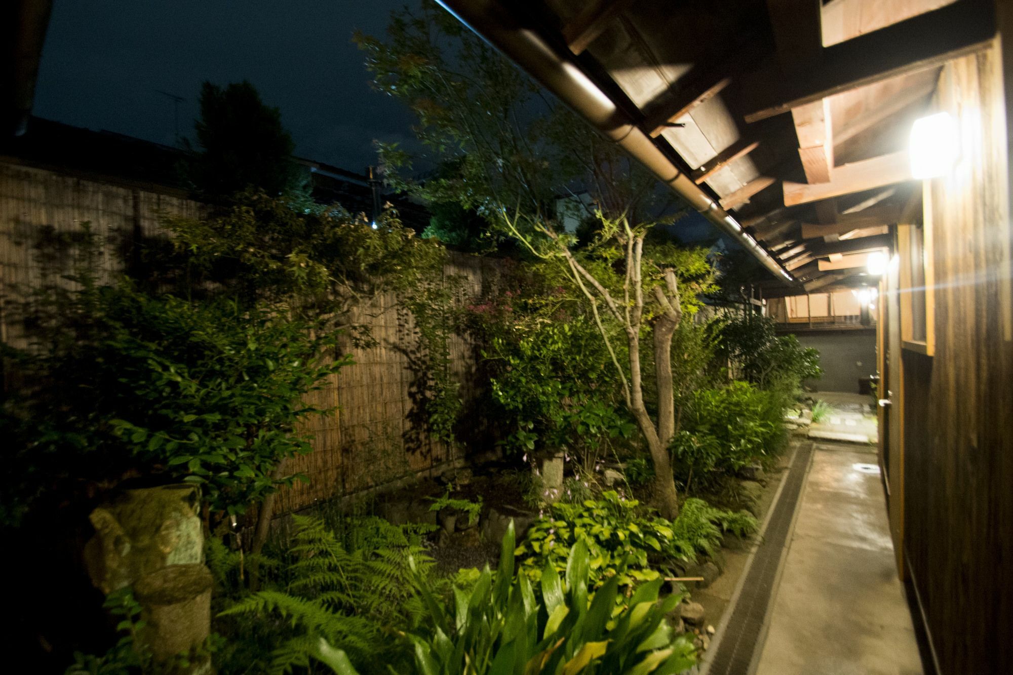 お宿梅夜guesthouse Umeya