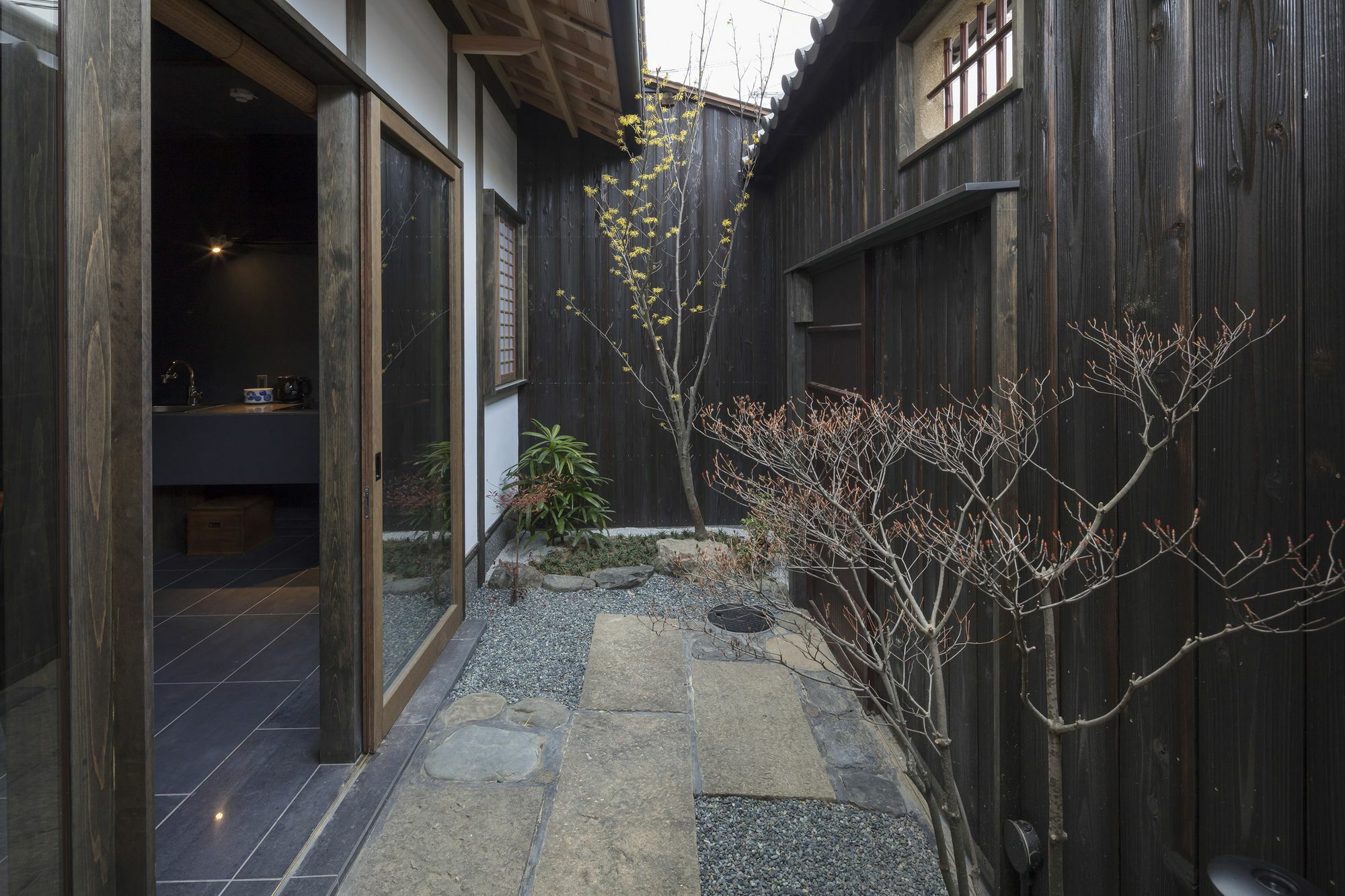 Yoitsubaki Machiya House