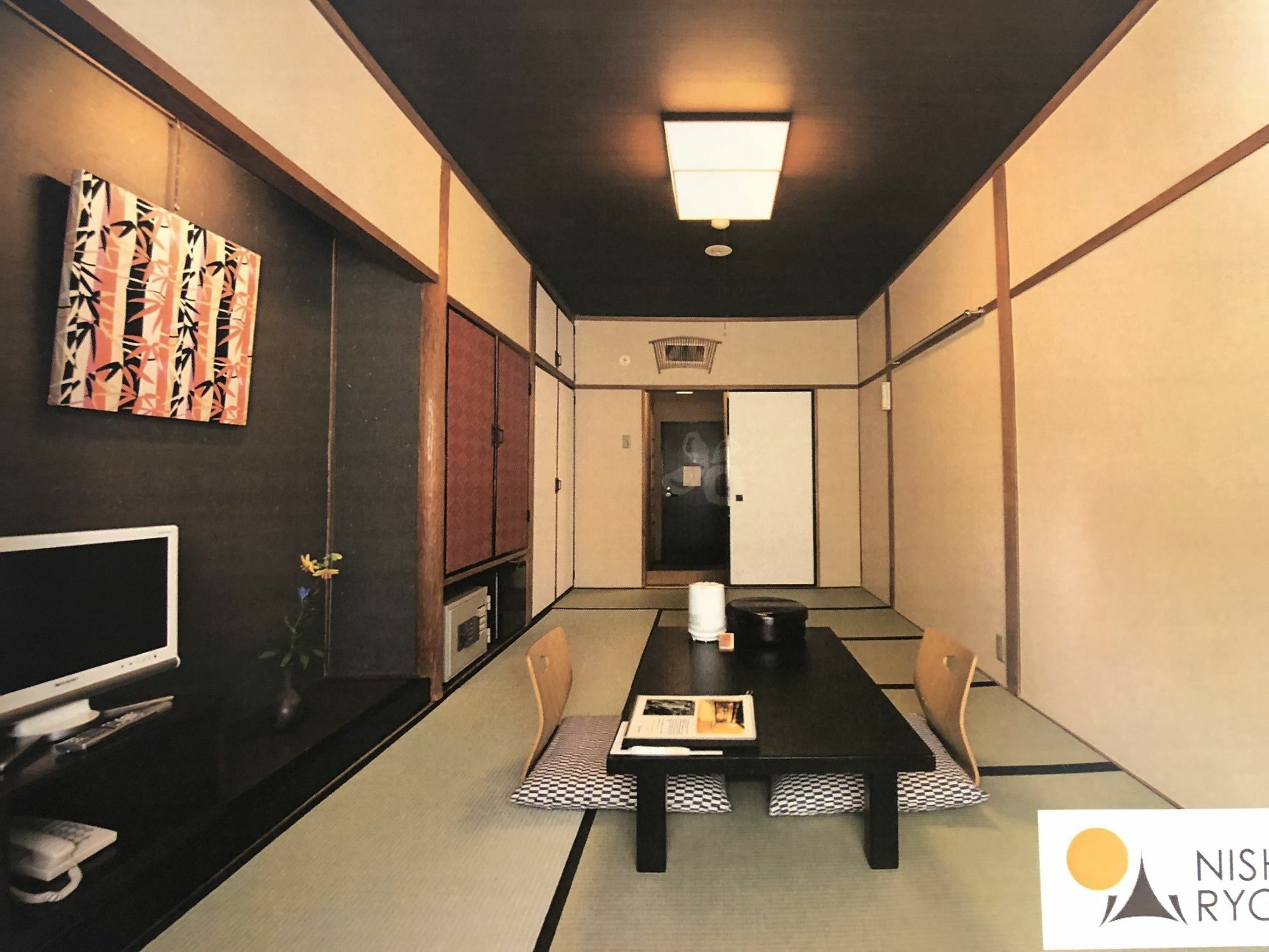 Nishiyama - Established In 1953 Ryokan