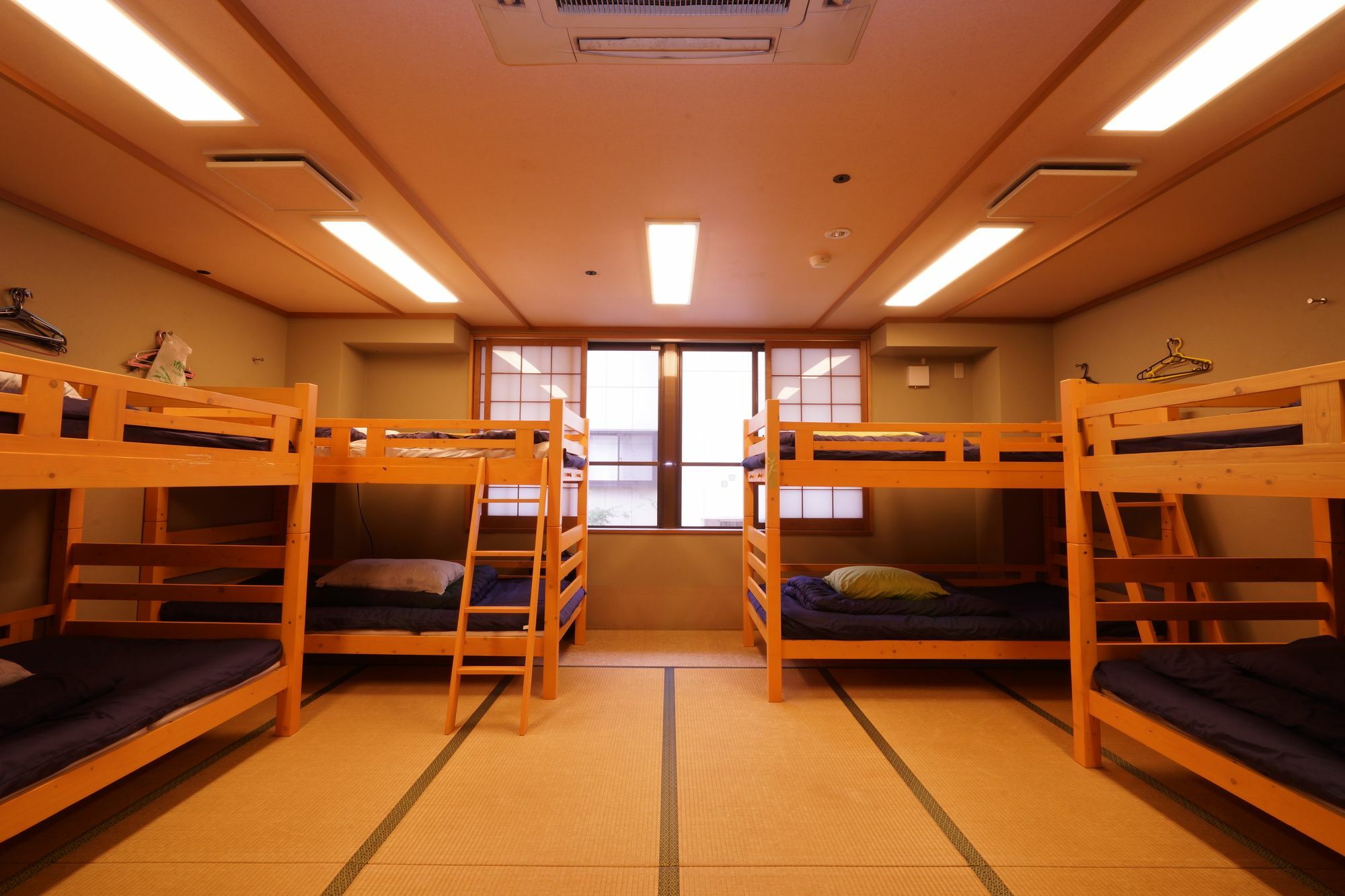 Hostel Lantern *
