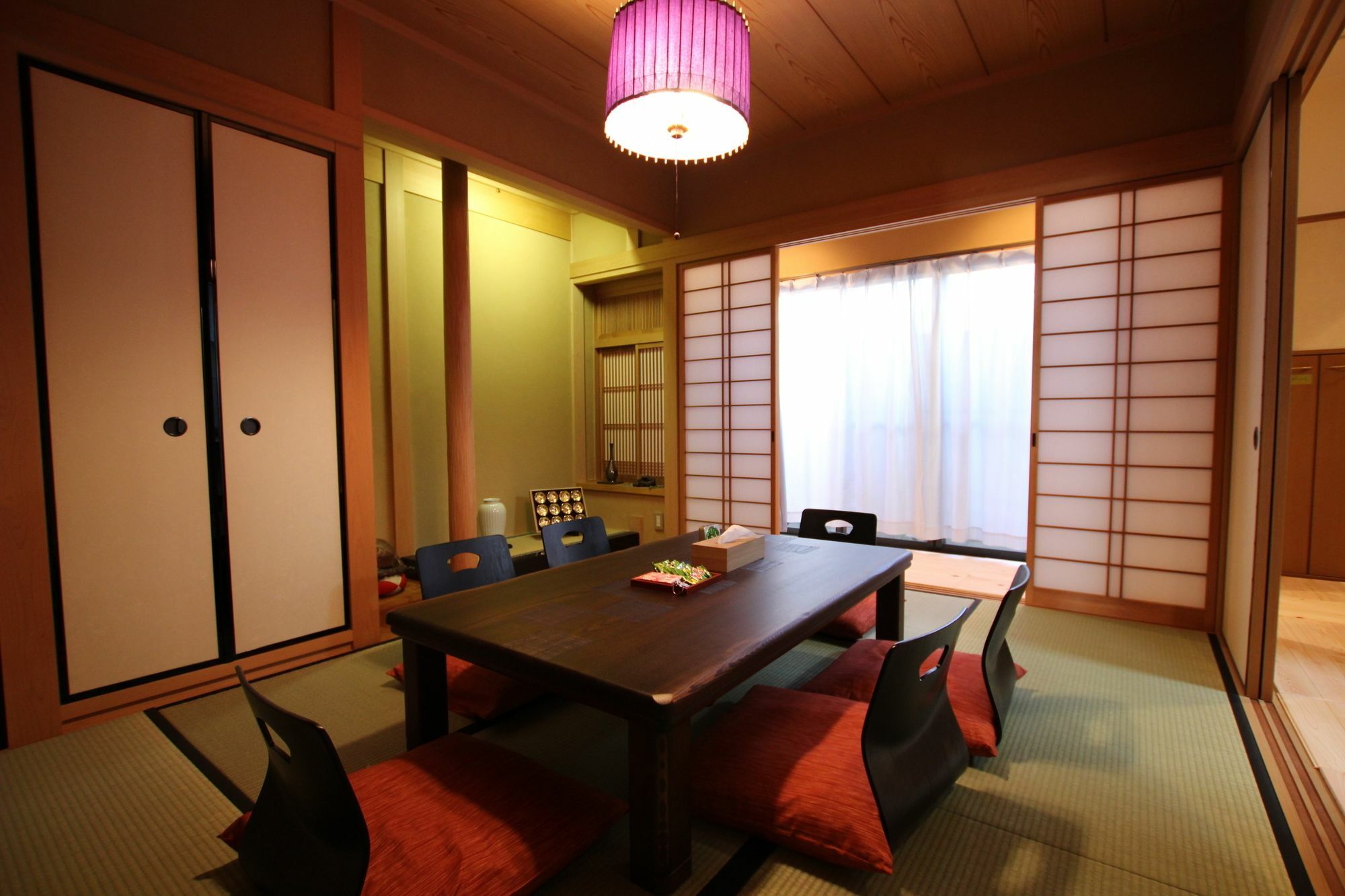 Nagomiya Kamishichiken 和み家 上七軒 *
