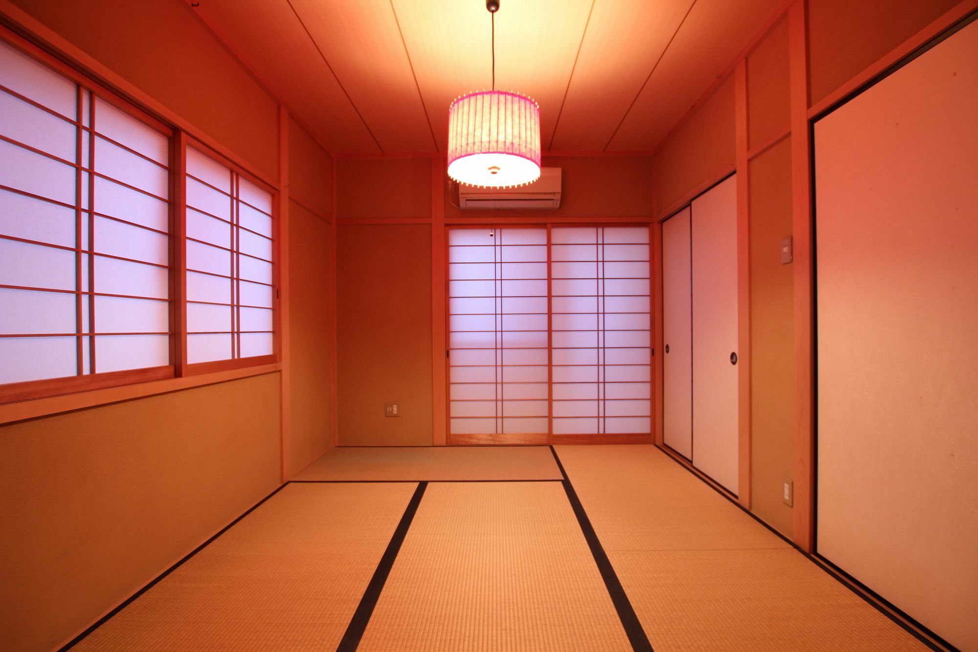 Nagomiya Kamishichiken 和み家 上七軒 Villa Kyoto