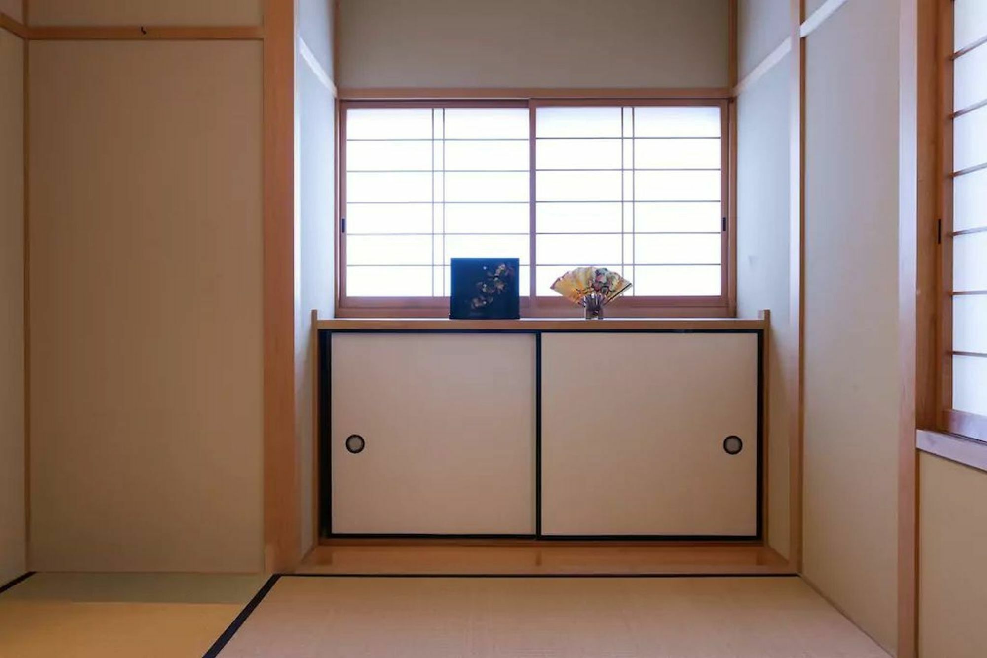 Nagomiya Kamishichiken 和み家 上七軒 Villa