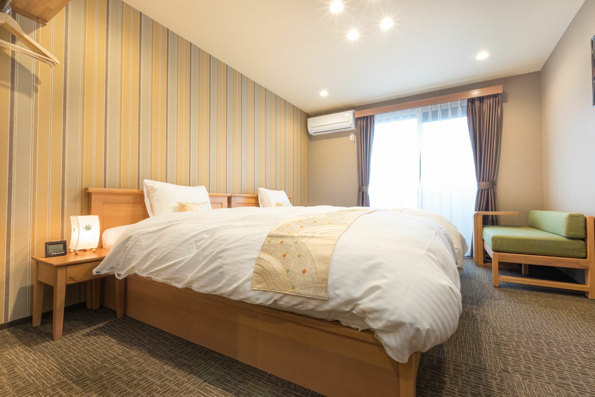 Sakura Nijo Seasons Aparthotel