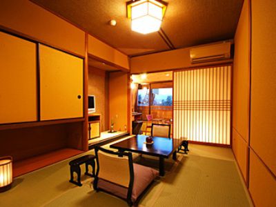 Arashiyama Onsen Saishikino Yado Hanaikada Hotel 3*