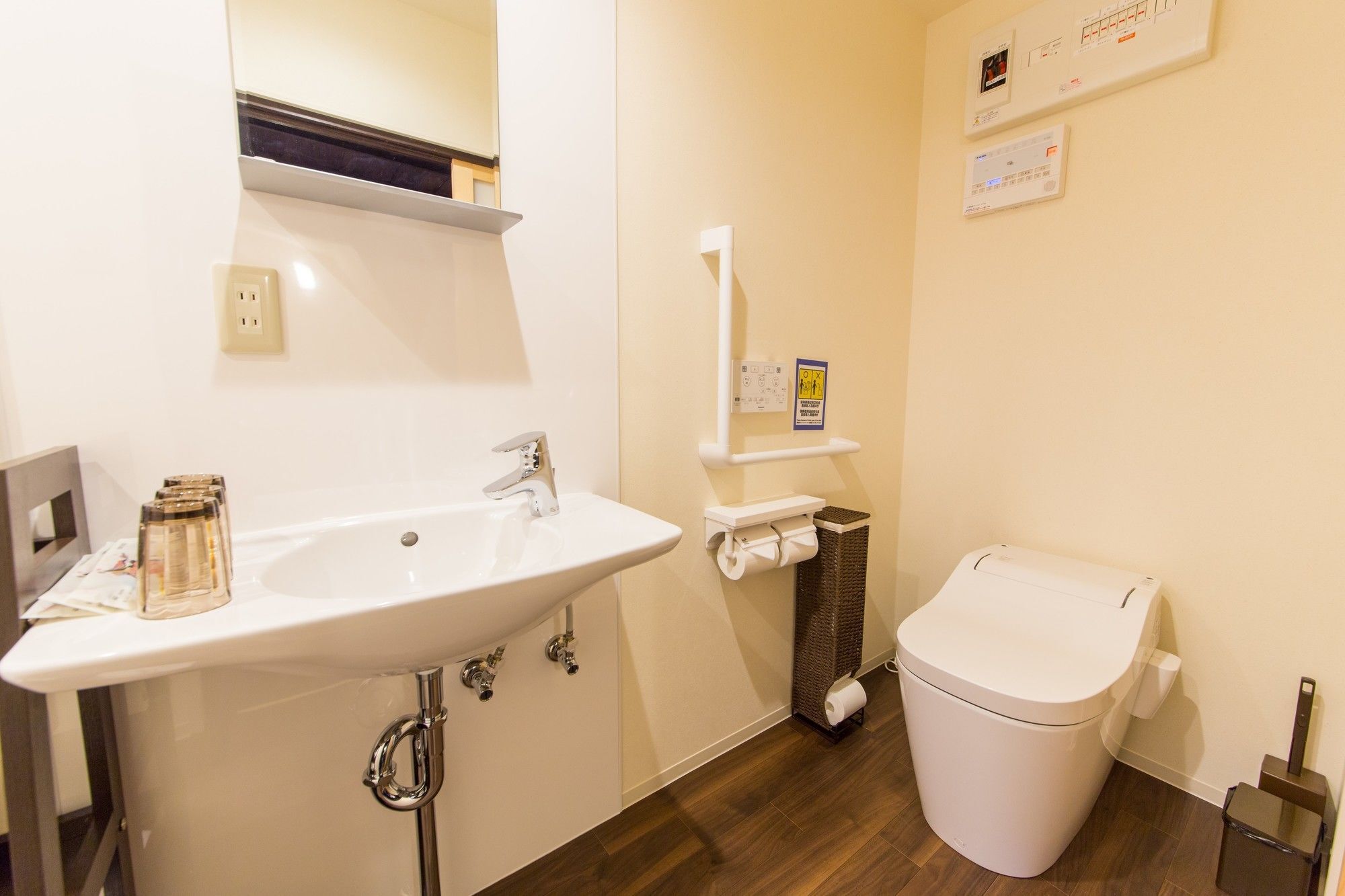 Entrance Life Enmachi By Japaning Holiday home Kyoto