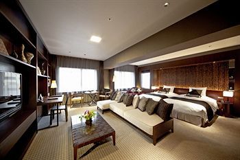 The Royal Park Sanjo Hotel