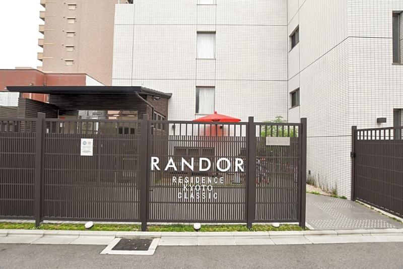 Randor Classic Aparthotel 3*