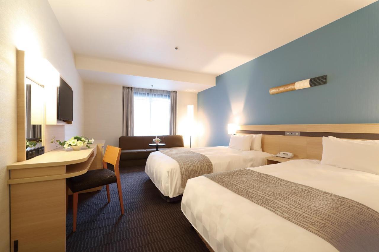 Karasuma Hotel 4*
