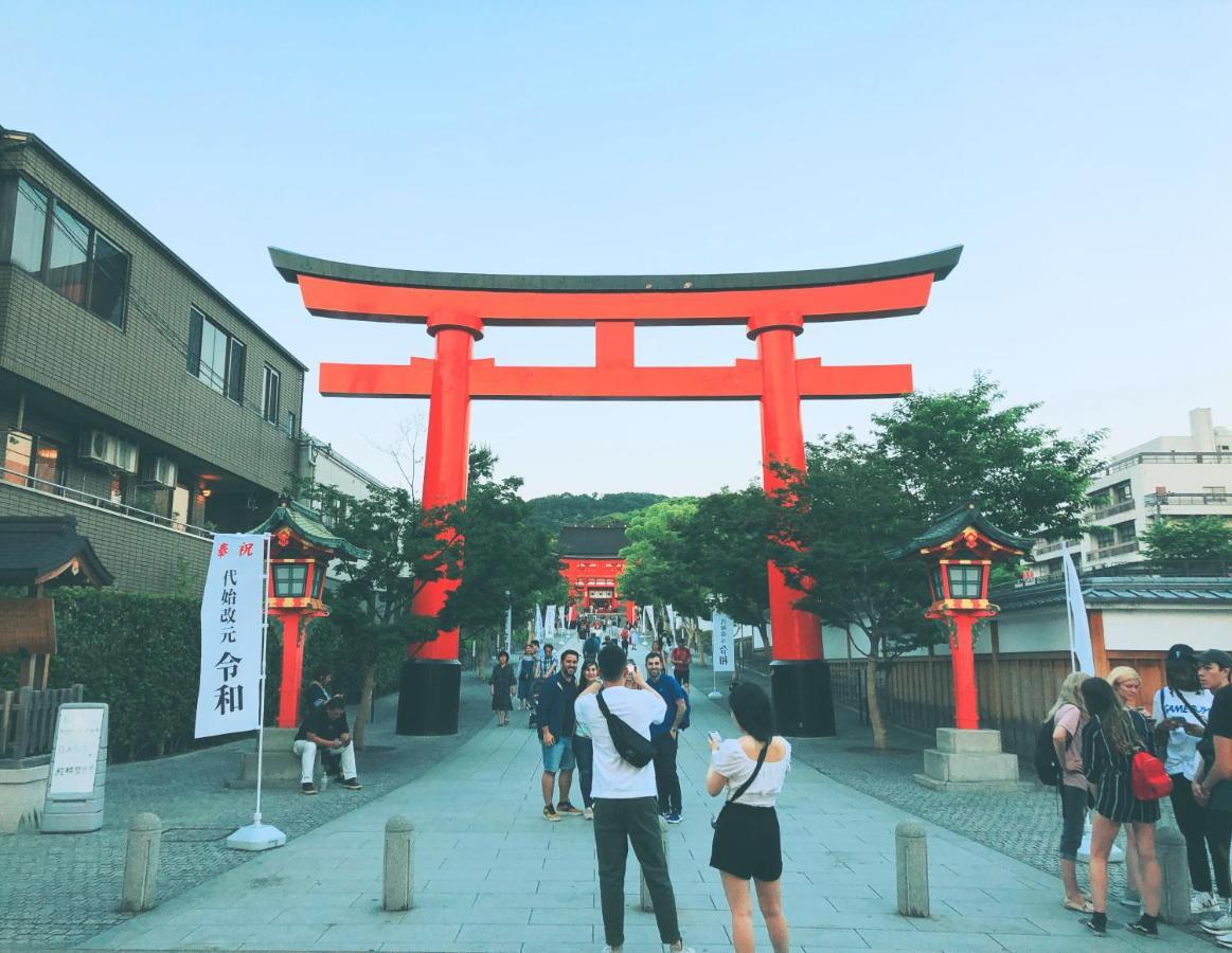 Inari Tonoya *
