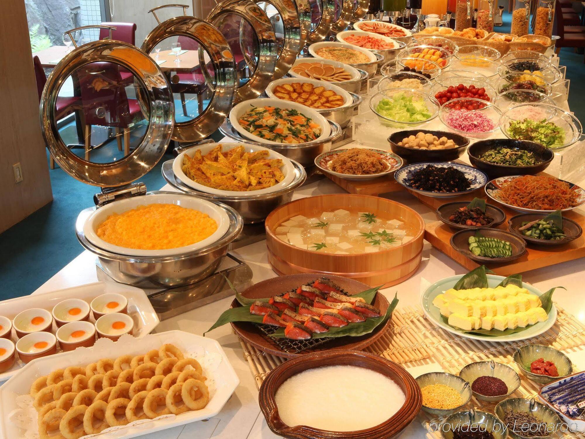 Hotel Ana Crowne Plaza By Ihg